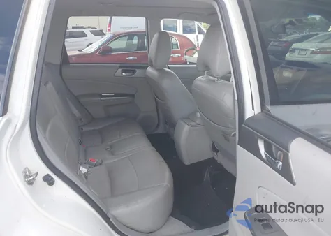 2013 Subaru Forester 2.5X Premium из США, поврежденный, VIN JF2SHADC9DH402670